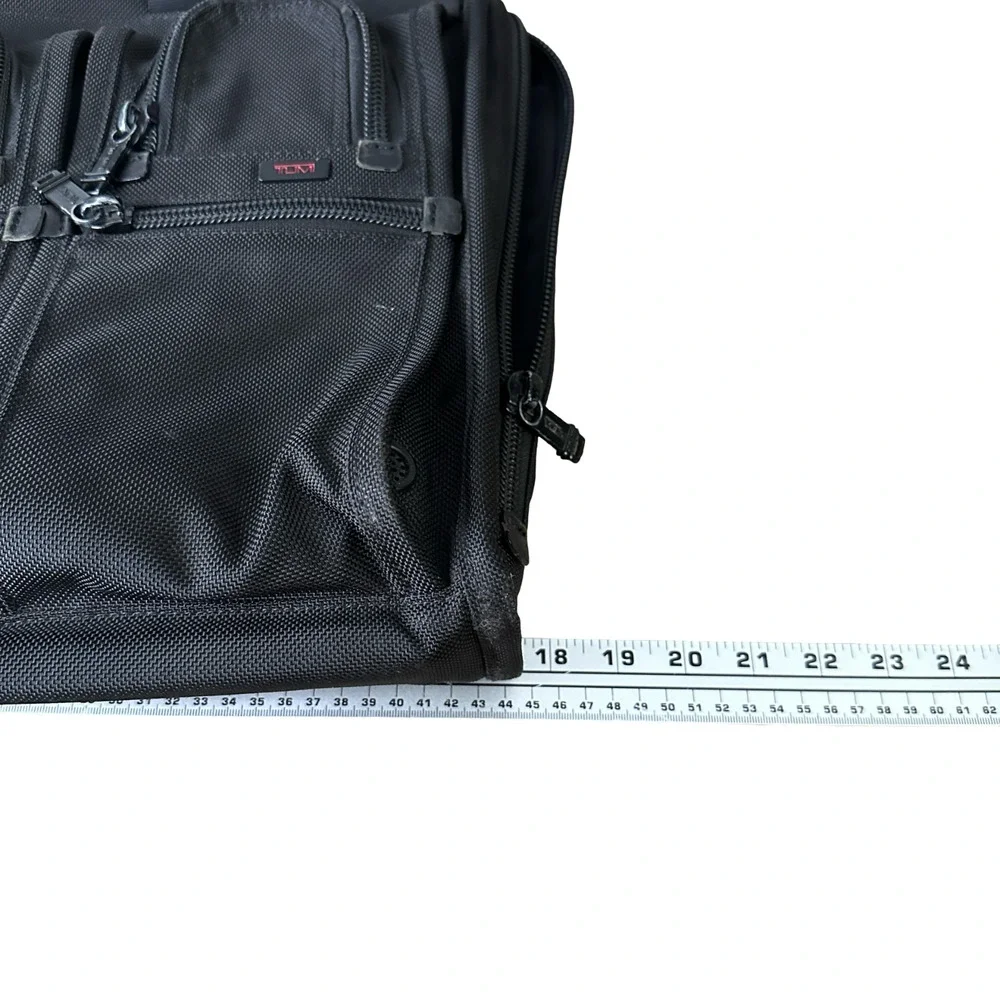 Tumi alpha expandable